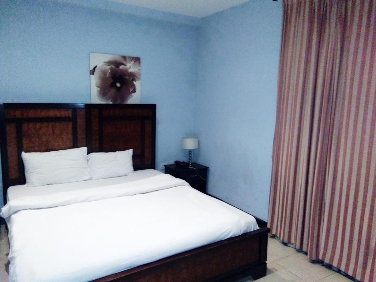 Bahrain Plaza Hotel Manama Ngoại thất bức ảnh